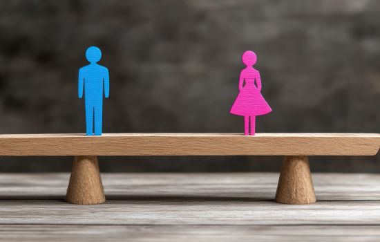 Mulheres no mercado de trabalho têm maior formação, mas homens dominam vagas